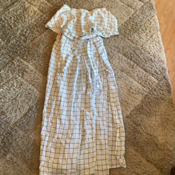 Two piece - Picture 6 of 6